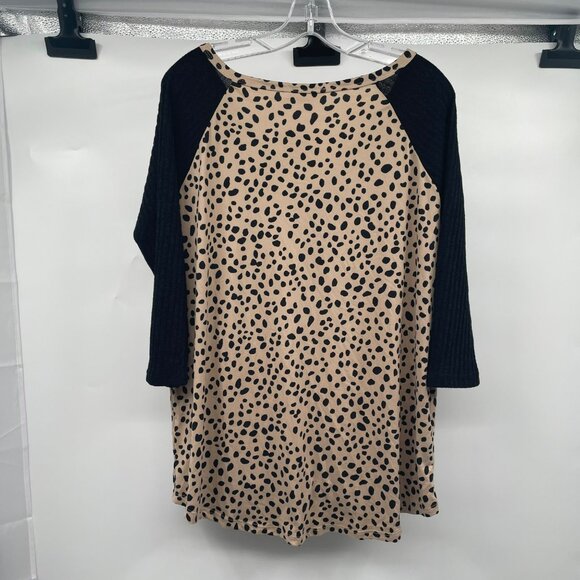 REB. in J. Womens Button Up Top Tie Hem Tan/Black Spotted Size XL New - Picture 7 of 9